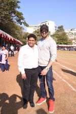 Johnny Lever, Manish Paul at Jamnabai school sports meet for special children on 19th Dec 2016